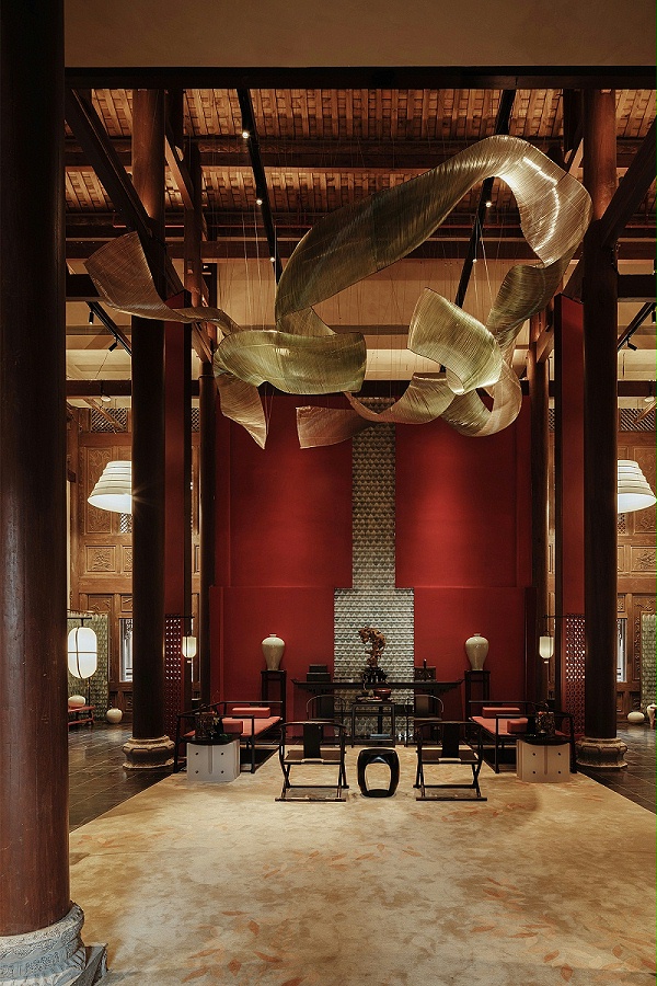 艺加设计-酒店设计-Qilai Manor酒店：空间采用“新中式”的手法设计
