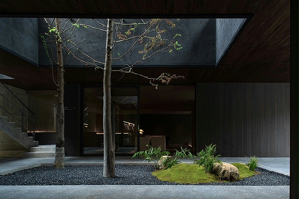 艺加设计-酒店设计-林中酒店：竹林里的黑房子