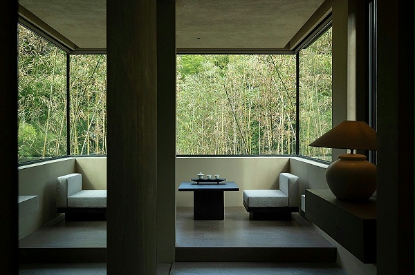 艺加设计-酒店设计-林中酒店：竹林里的黑房子
